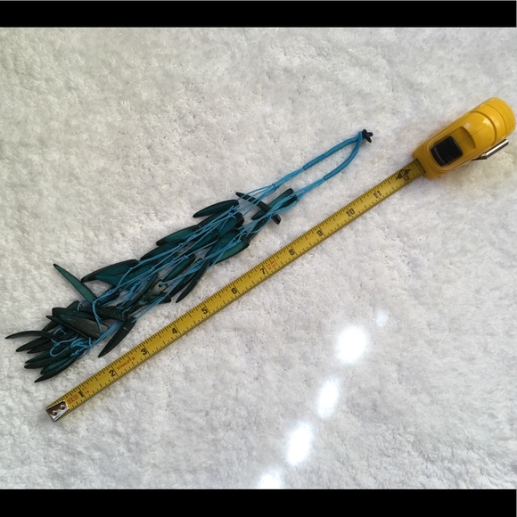 ✨NEW✨ Blue Layered Bamboo Wood Wind Chime Necklace - Picture 2 of 5